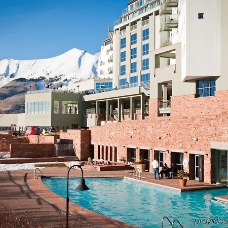 The Peaks Resort And Spa 